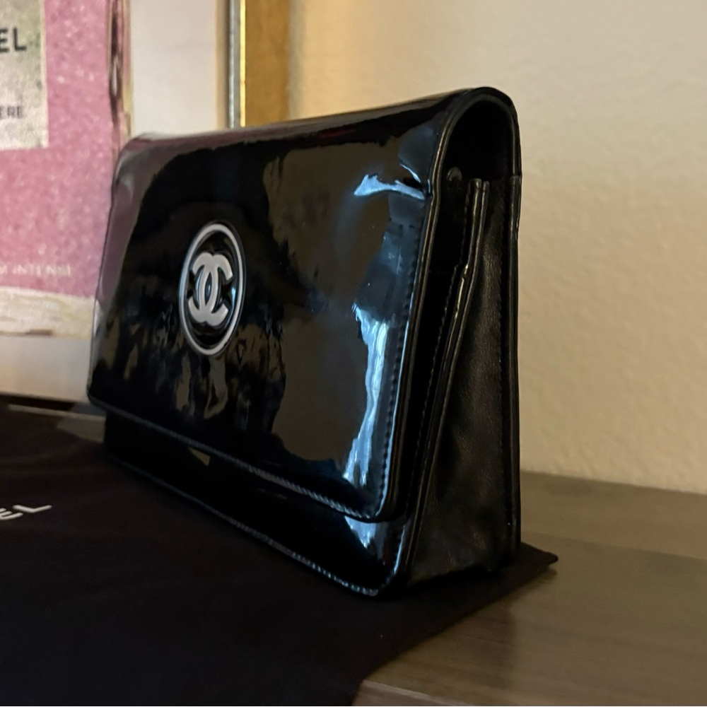 CHANEL WOC Patent Leather Chanel BLK bag